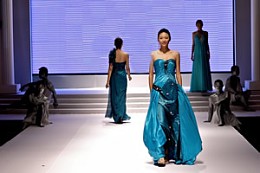 北京婚博会上国际婚纱礼服流行时尚发布会